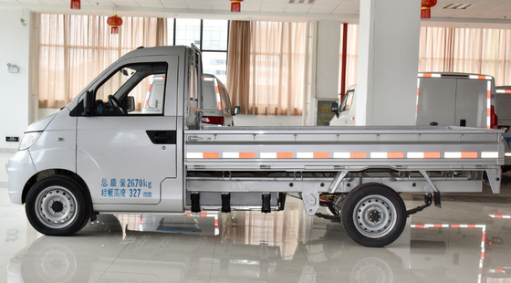 รถบรรทุกไฟฟ้า EV กำลังโหลด 1-2 ตันพร้อมกล่องบรรทุกสินค้ารั้ว