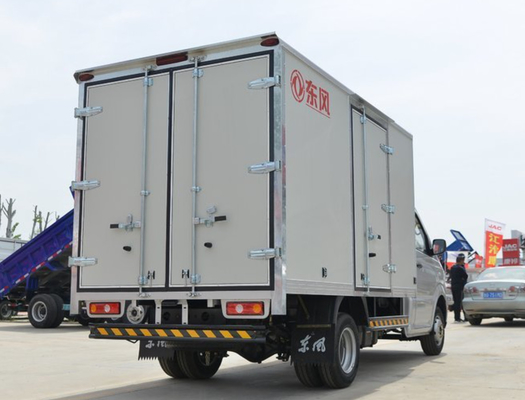 เครื่องยนต์เบนซิน 120hp รถบรรทุกขนส่งสินค้า รถบรรทุกสินค้าขนาดเล็ก 1-1.5T กำลังโหลด