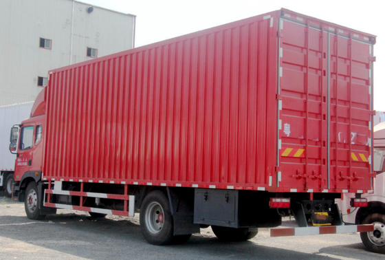 รถบรรทุกขนส่งสินค้าดีเซล Euro V Level Van รถบรรทุกสินค้า 4x2 ขับฐานล้อ 5200mm