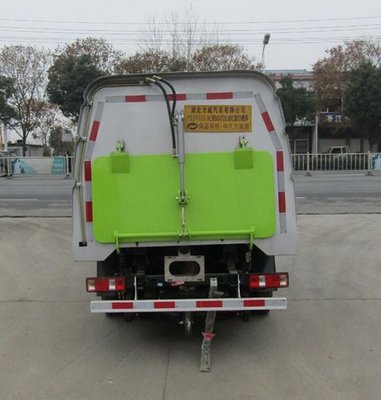 3CBM รถกวาดถนนประเภทเบนซิน Harden Surface Cleaning Sweeper Truck