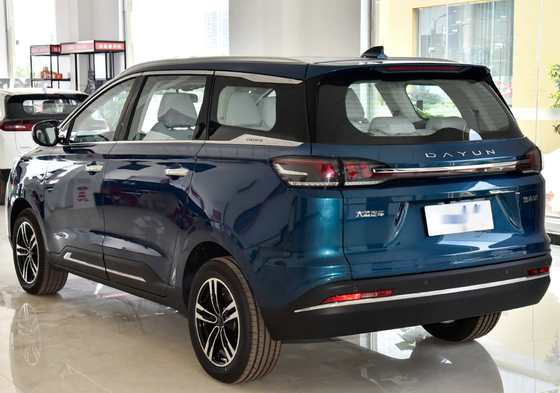 ครอบครัว Mpv รถยนต์ไฟฟ้า Dayun Yuanzhi ใช้พื้นที่ขนาดใหญ่และแบตเตอรี่ยาว 450 กม