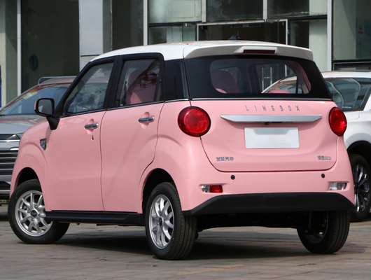 4 ที่นั่ง Fwd Electric Car Range 320km 35kW Motor Power ความเร็วสูงสุด 101km / H
