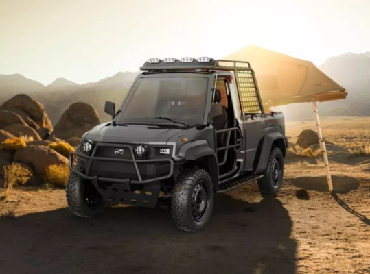 4WD Off Road Light Duty รถบรรทุกไฟฟ้า 76.8V / 10.5KW มอเตอร์สำหรับการจัดส่งบนถนนที่ยากลำบาก