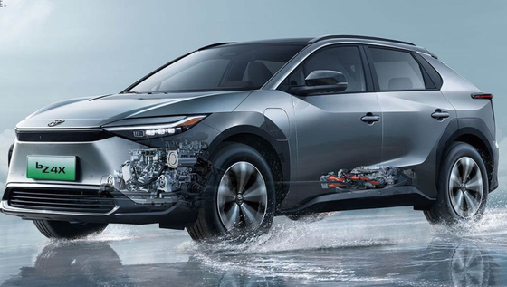 Toyota Bz4x รถยนต์ไฟฟ้า Suv EV 2023 ประเทศจีน Toyota BZ4X 400KM Driving Range Model